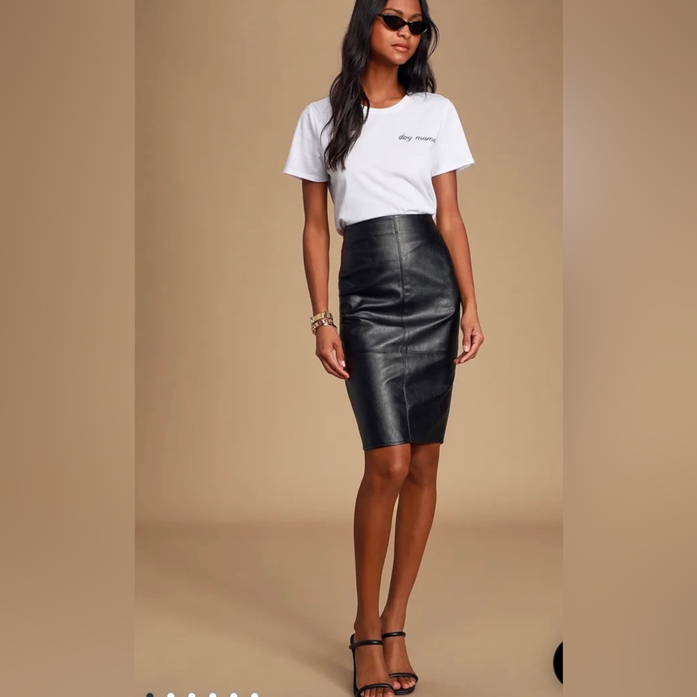 Lulu's Black Faux Leather Midi Pencil Skirt